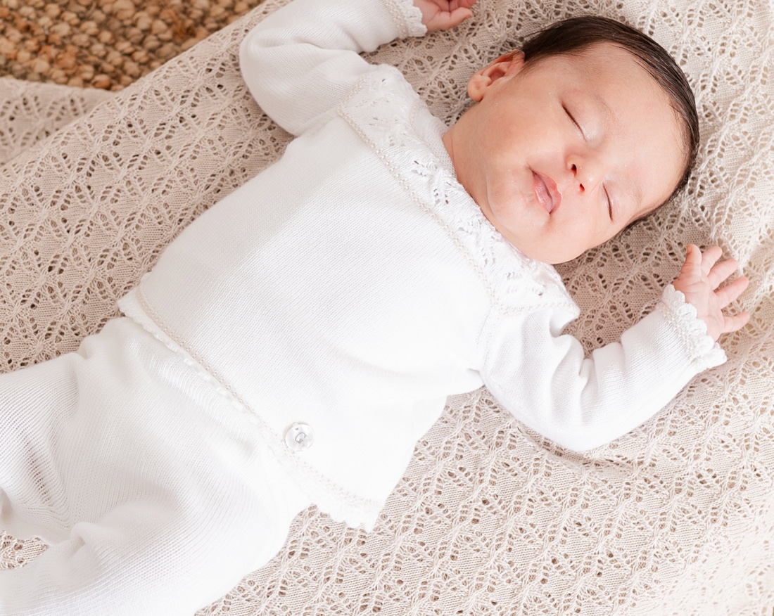 CHAL 126-165 Y CONJUNTO JUBÓN Y POLAINA 126-172 CHAL 126-165 Y CONJUNTO JUBÓN Y POLAINA 126-172