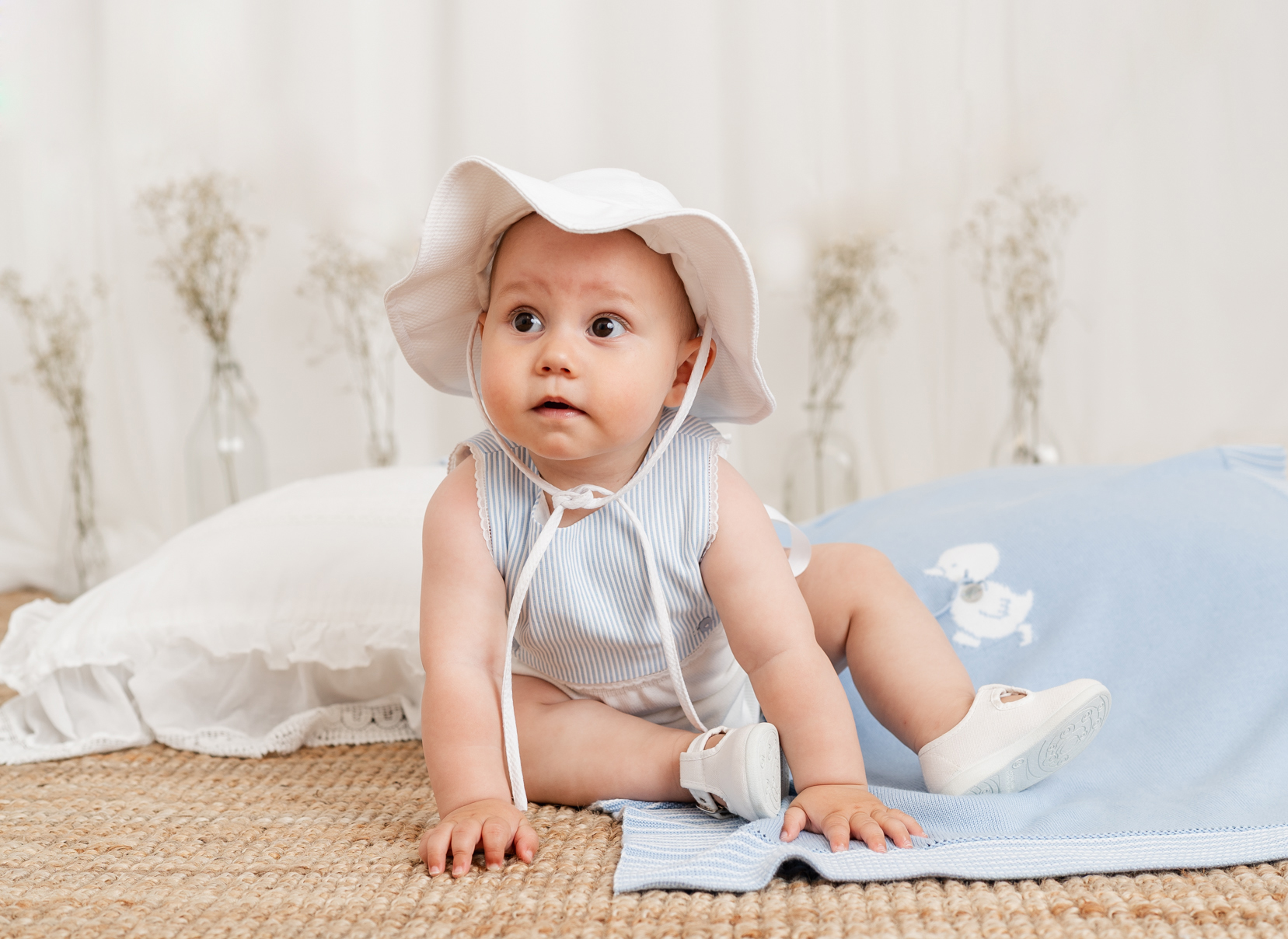 GORRITO 126-390, PELELE 126-371 Y MANTITA 126-365 GORRITO 126-390, PELELE 126-371 Y MANTITA 126-365