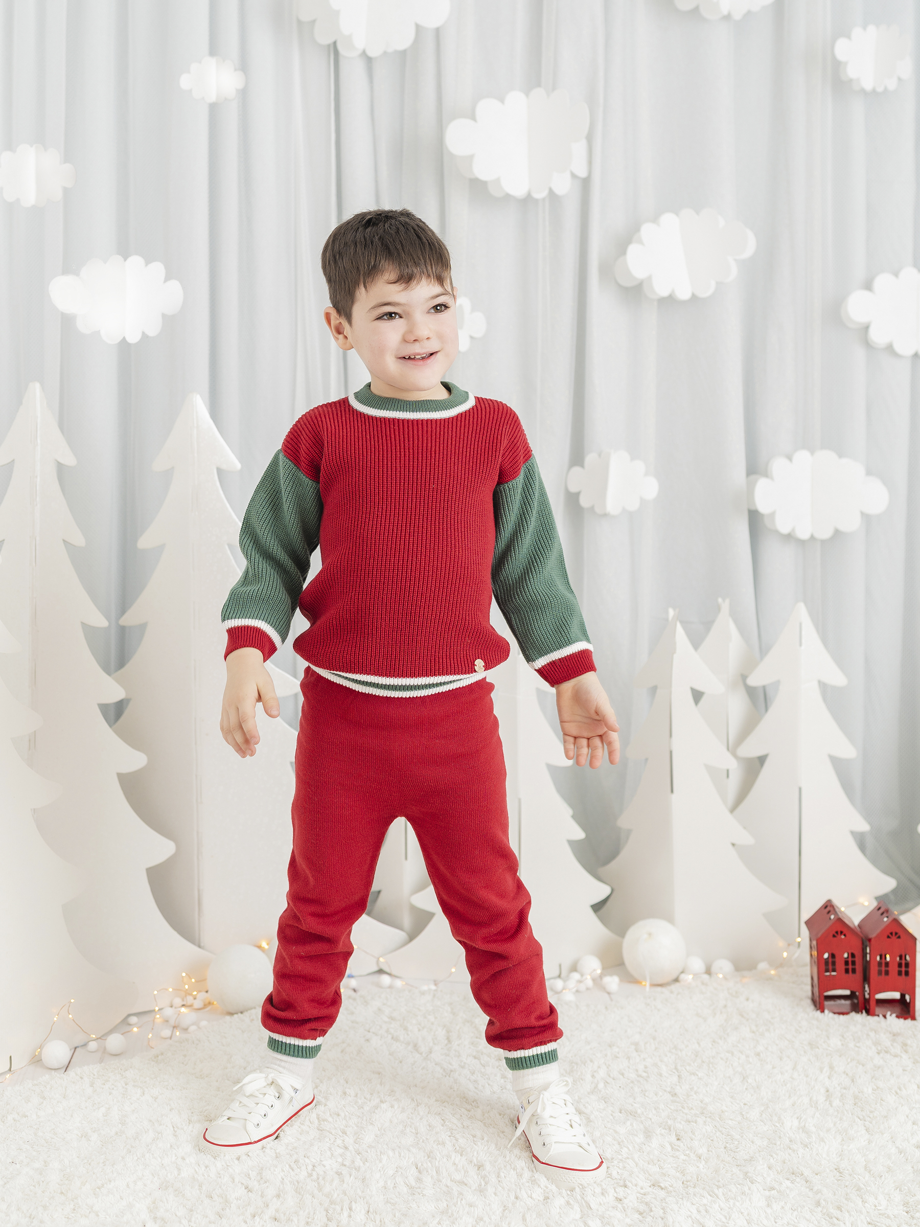 CONJUNTO JERSEY Y PANTALÓN 226-260