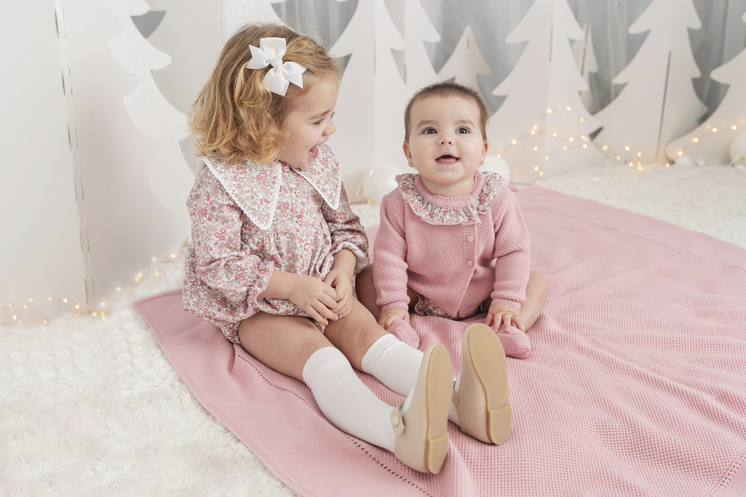PELELE 226-267, CONJUNTO JUBÓN Y BRAGUITA DE FLORES 226-264